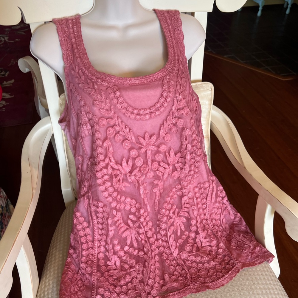 Unity World Wear Rose Tank - Picture 9 of 15